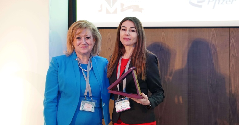 Проф. Елена Кинова получи отличие за цялостен принос в развитието на ехокардиографията и образната диагностика в България | ИСУЛ