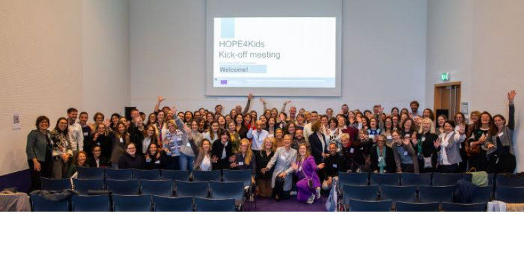 Клиниката по детска онкохематология започва работа по проект Hope4Kids